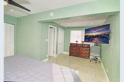 124 Davis Road, Palm Springs, FL 33461 - Photo 16