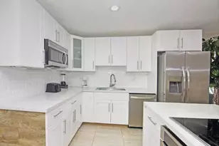 124 Davis Rd, Palm Springs, FL 33461 - Photo 6