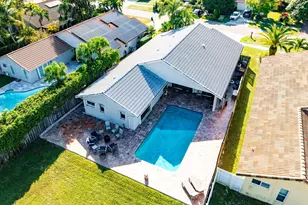 7483 Silver Woods Ct, Boca Raton, FL 33433 - Photo 26