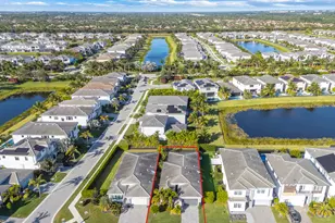 8281 Oceanus Dr, Boca Raton, FL 33496 - Photo 18