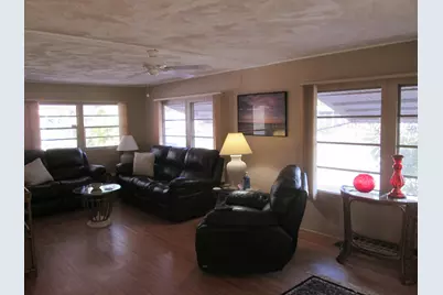6403 S Elm Lane, Lantana, FL 33462 - Photo 12