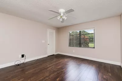8535 Casa Del Lago, Unit #37E, Boca Raton, FL 33433 - Photo 24