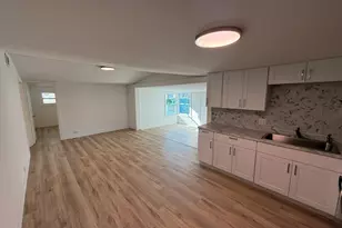 2662 SE Janet St, Stuart, FL 34997 - Photo 2
