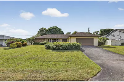 19 E Arch Drive, Lake Worth, FL 33467 - Photo 1