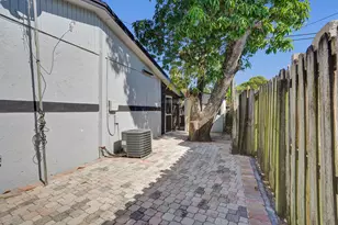 5604 Garden Ave, West Palm Beach, FL 33405 - Photo 4