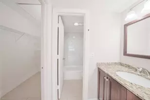 708 SE 2nd Ave, Deerfield Beach, FL 33441 - Photo 16