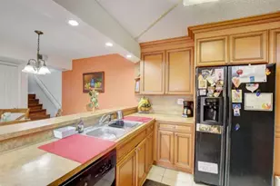 8279 Severn Dr, Boca Raton, FL 33433 - Photo 10