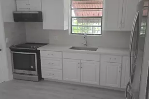 930 N K St, Lake Worth Beach, FL 33460 - Photo 4