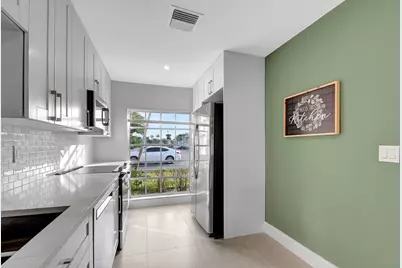 13602 Via Flora, Unit #C, Delray Beach, FL 33484 - Photo 8