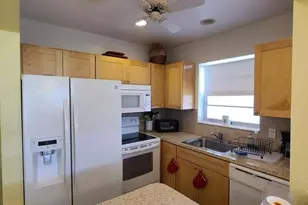 133 Camden Unit, West Palm Beach, FL 33417 - Photo 6