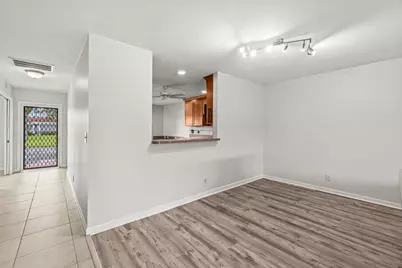 5074 Privet Place, Unit #B, Delray Beach, FL 33484 - Photo 12