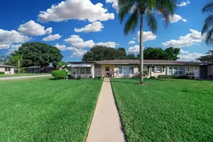 1022 Circle Dr, Delray Beach, FL 33445 - Photo 2