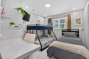 511 Iris Ave, Palm Beach Gardens, FL 33410 - Photo 32