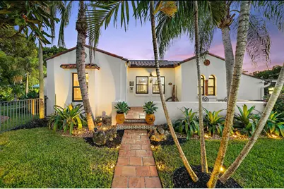 400 33rd Street, West Palm Beach, FL 33407 - Photo 1