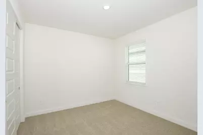 6312 NW Cloverdale Avenue, Port Saint Lucie, FL 34987 - Photo 18