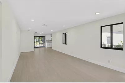 122 SW 9th Avenue, Delray Beach, FL 33444 - Photo 8