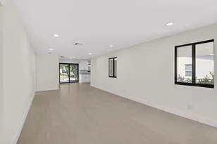 122 SW 9th Ave, Delray Beach, FL 33444 - Photo 8