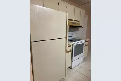 2003 SW 18th St Street, Boynton Beach, FL 33426 - Photo 4