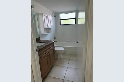 1661 Balfour Point Drive, Unit #G, West Palm Beach, FL 33411 - Photo 4