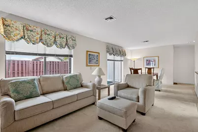 17349 NW 62nd Place, Hialeah, FL 33015 - Photo 18