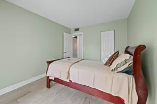 380 Sheffield P, West Palm Beach, FL 33417 - Photo 20