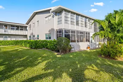 380 Sheffield P, West Palm Beach, FL 33417 - Photo 2