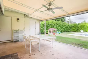 247 Bloomfield Dr, West Palm Beach, FL 33405 - Photo 28