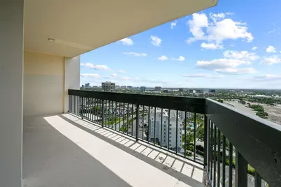2400 Presidential Way, Unit #2006, West Palm Beach, FL 33401 - Photo 16