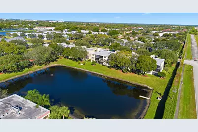 15324 Lakes Of Delray Boulevard, Unit #105, Delray Beach, FL 33484 - Photo 34