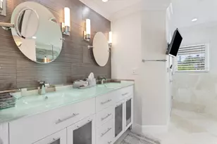 830 NE Boca Bay Colony Dr, Boca Raton, FL 33487 - Photo 30