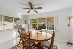 816 SW 18th Ct, Boynton Beach, FL 33426 - Photo 8