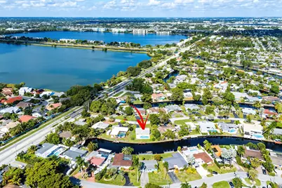 2000 NW 33rd Court, Oakland Park, FL 33309 - Photo 38