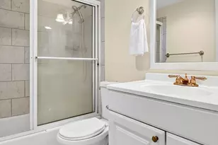 2880 Lake Osborne Dr, Lake Worth Beach, FL 33461 - Photo 14