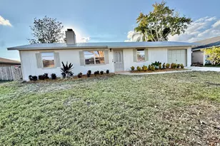 1722 SE Biddle Ln, Port Saint Lucie, FL 34983 - Photo 2