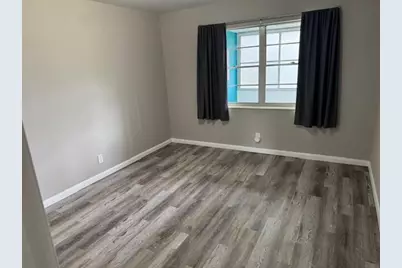 311 Chatham O, West Palm Beach, FL 33417 - Photo 8