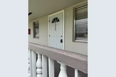 311 Chatham O, West Palm Beach, FL 33417 - Photo 2