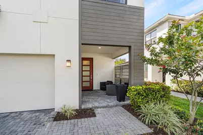 8710 Corvus Drive, Lake Worth, FL 33467 - Photo 2