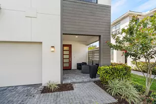 8710 Corvus Dr, Lake Worth, FL 33467 - Photo 2