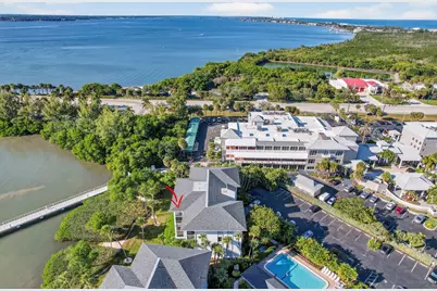 390 NE Edgewater Drive, Unit #403, Stuart, FL 34996 - Photo 32