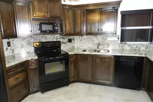 3 Greenway Village N, Royal Palm Beach, FL 33411 - Photo 4