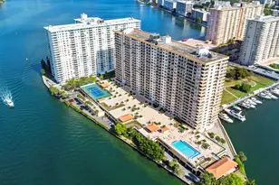 290 174th St, Sunny Isles Beach, FL 33160 - Photo 2