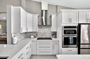 305 Ryder Cup Cir, Palm Beach Gardens, FL 33418 - Photo 8