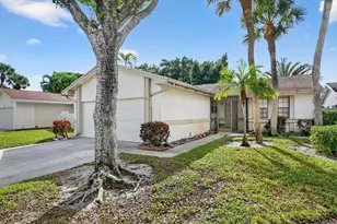 2 Cambridge Pl, Boynton Beach, FL 33426 - Photo 2