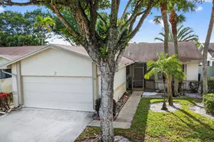2 Cambridge Pl, Boynton Beach, FL 33426 - Photo 1