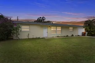 2363 2nd Pl SW, Vero Beach, FL 32962 - Photo 44