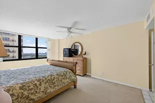 3400 N Ocean Dr, Singer Island, FL 33404 - Photo 30