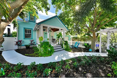110 S Palmway, Lake Worth Beach, FL 33460 - Photo 1