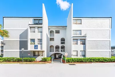 1820 N Congress Avenue, Unit #304, West Palm Beach, FL 33401 - Photo 1