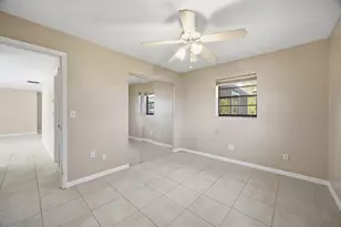 569 SE Fallon Dr, Port Saint Lucie, FL 34983 - Photo 18