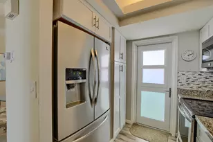 333 NE 21st Ave Unit, Deerfield Beach, FL 33441 - Photo 18
